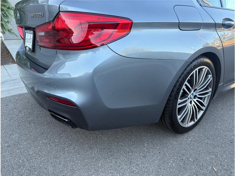 Used 2019 BMW M550i xDrive image 46