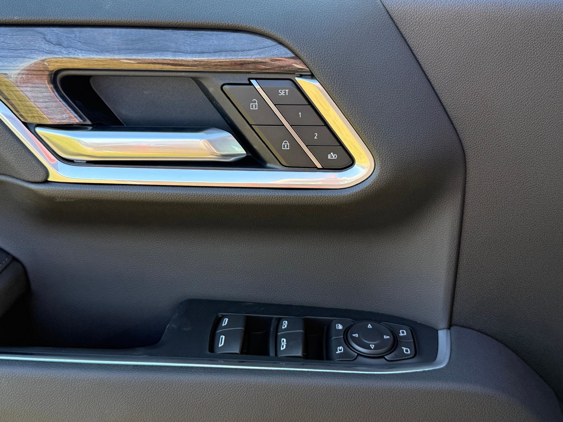 New 2026 Chevrolet Silverado 1500 LTZ w/ LTZ Premium Package image 19