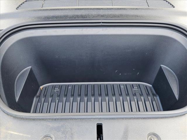 Used 2024 Tesla Model Y Long Range image 22