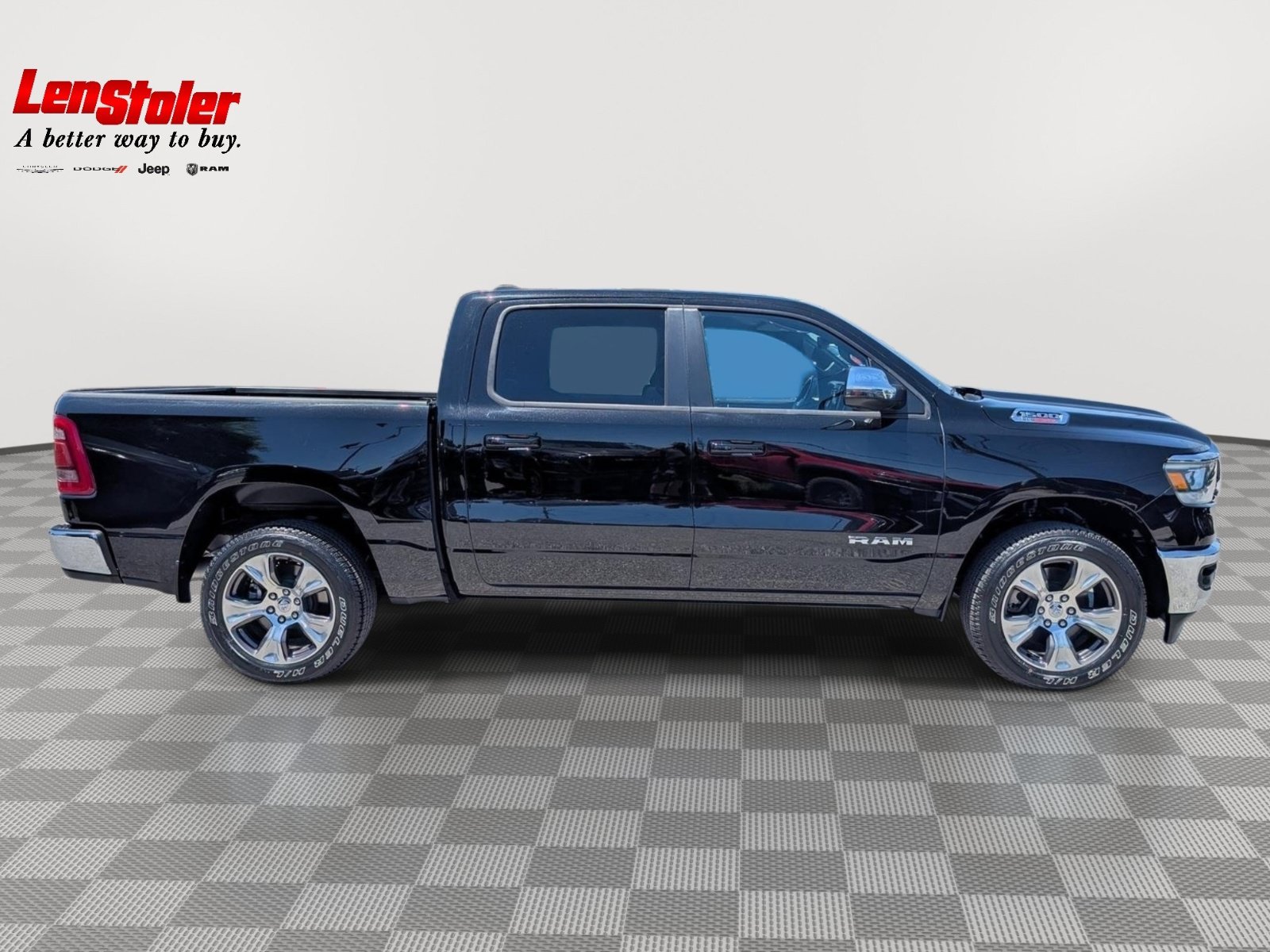 Used 2023 RAM 1500 Laramie AWD/4WD image 6