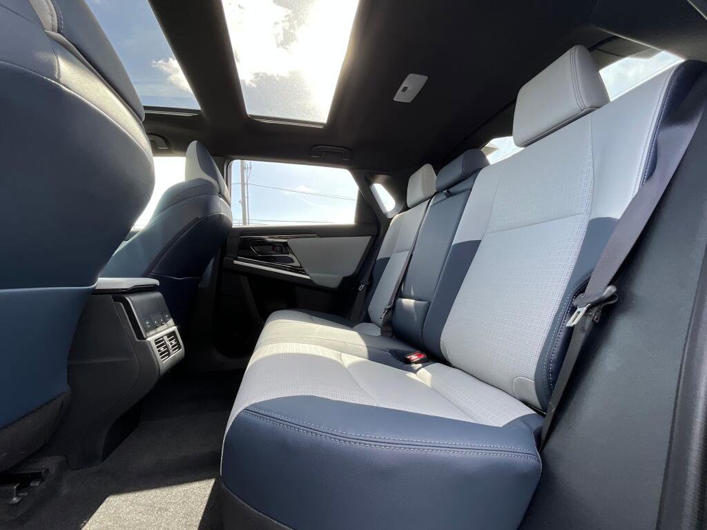 Used 2025 Subaru Solterra Touring image 14
