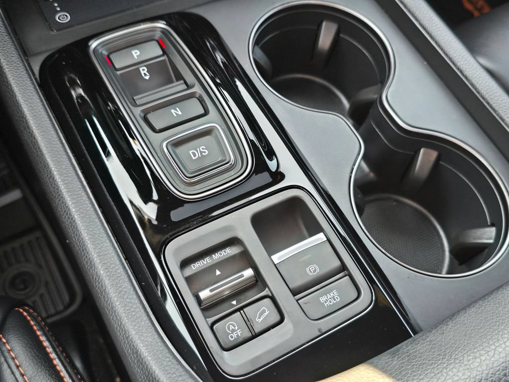 Used 2025 Honda Pilot TrailSport image 28