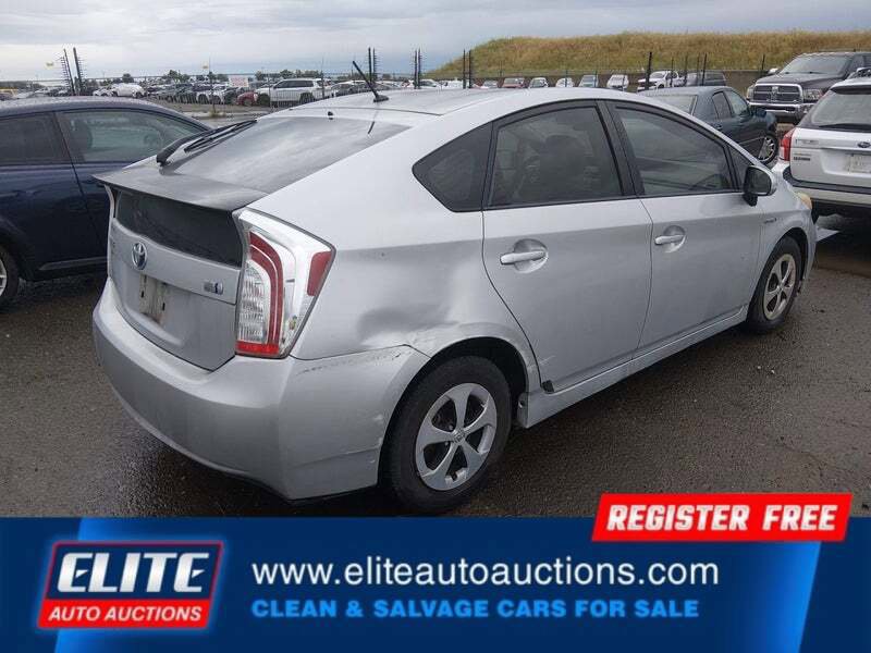 Used 2015 Toyota Prius Two FWD image 8