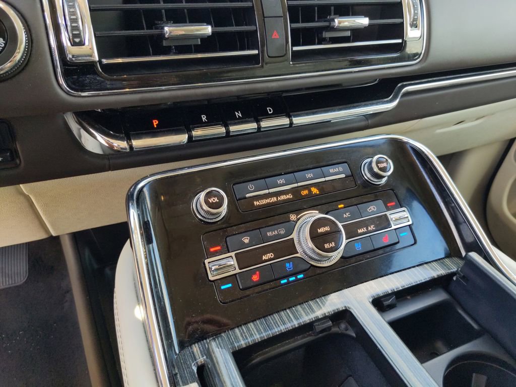 Used 2022 Lincoln Navigator L Black Label AWD/4WD image 23