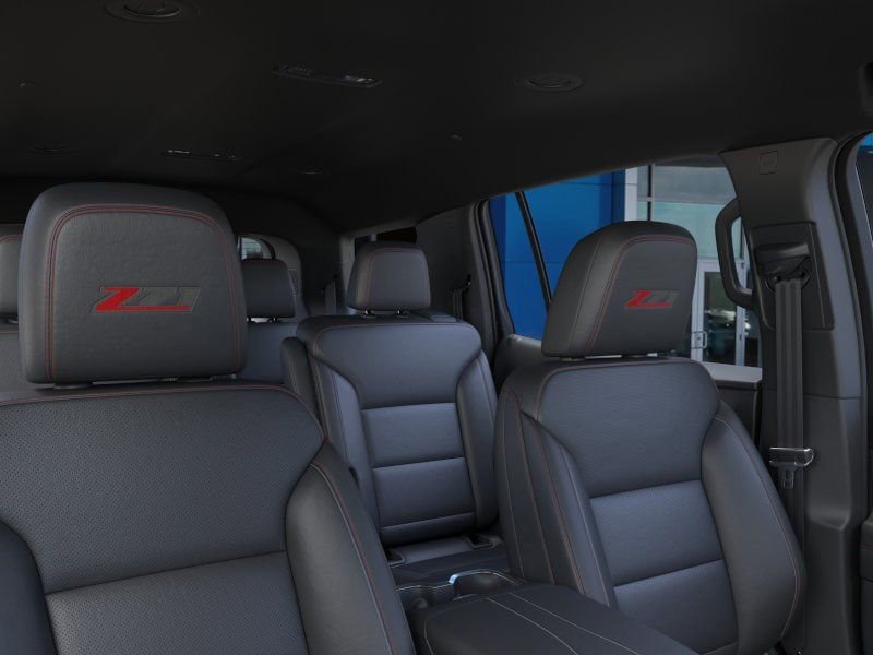 New 2026 Chevrolet Traverse Z71 w/ LPO, Floor Liner Package AWD/4WD image 44