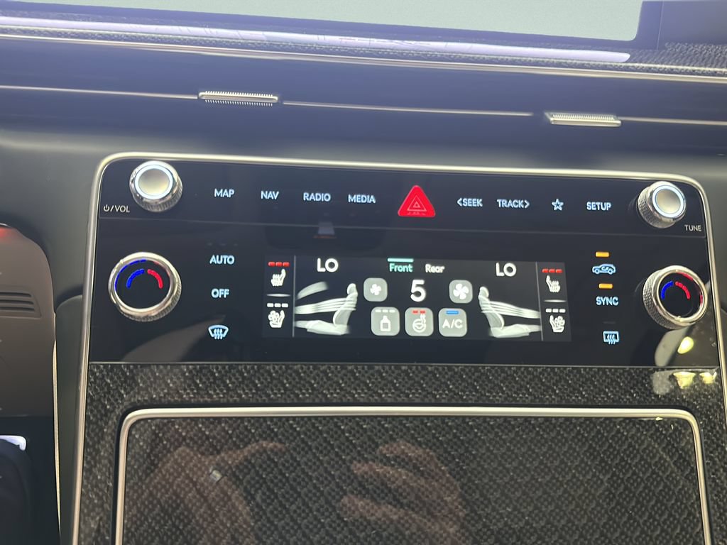 New 2026 Genesis GV80 3.5T e-SC AWD/4WD image 31