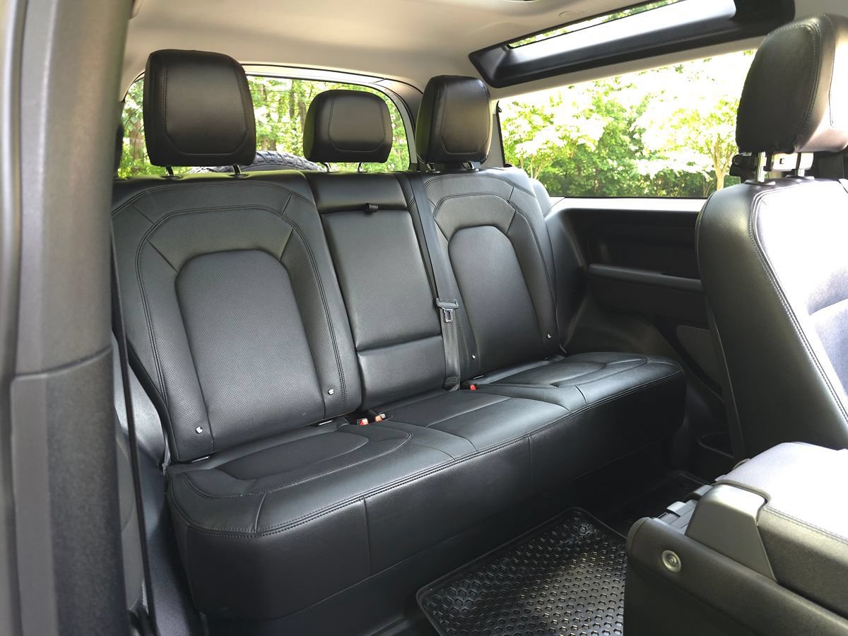 Used 2023 Land Rover Defender 90 S AWD/4WD image 15