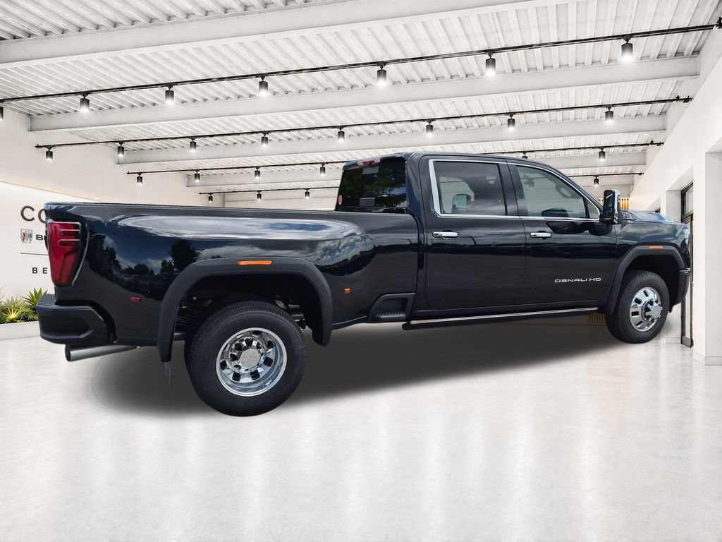 New 2026 GMC Sierra 3500 Denali Ultimate AWD/4WD image 12