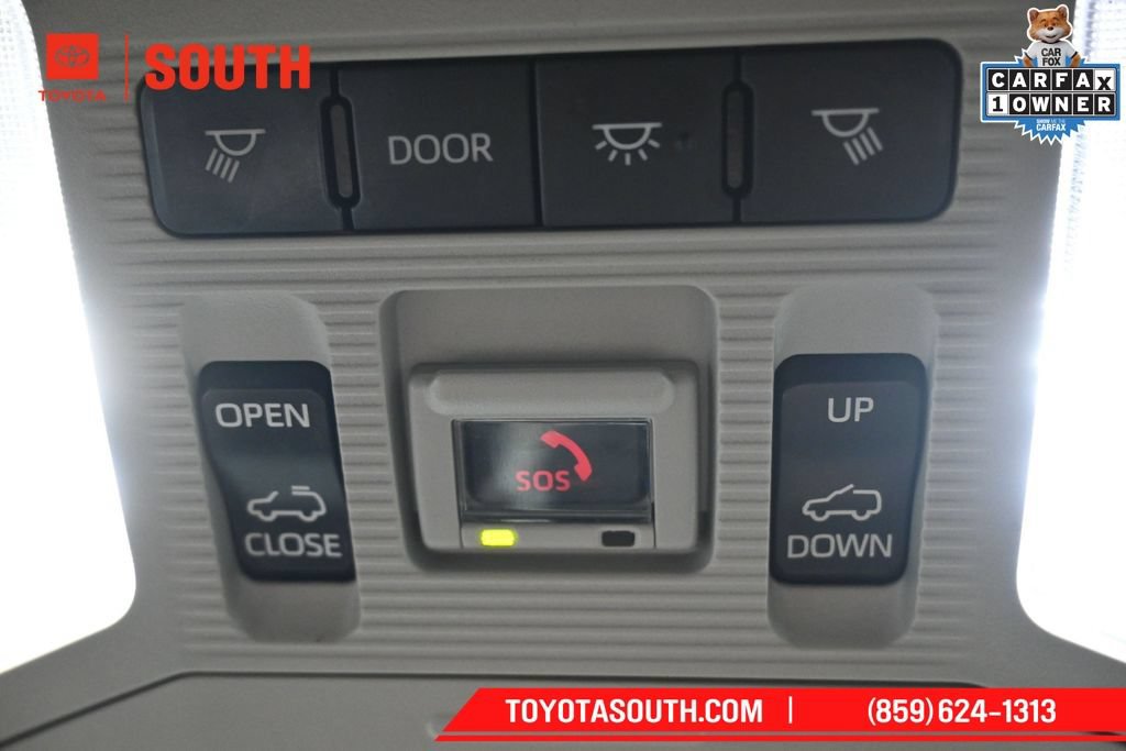 Used 2022 Toyota RAV4 XLE w/ Convenience Package AWD/4WD image 21