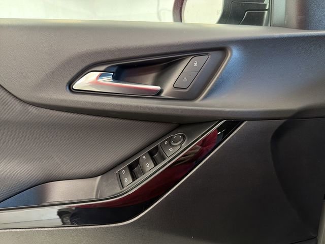 New 2026 Chevrolet Equinox LT w/ Convenience Package II image 25