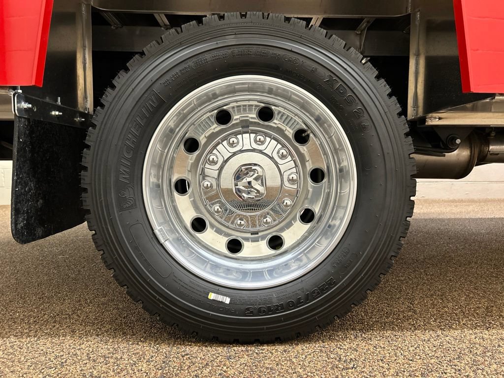 New 2026 RAM 4500 4x4 Crew Cab DRW w/ Laramie Trim Package image 30