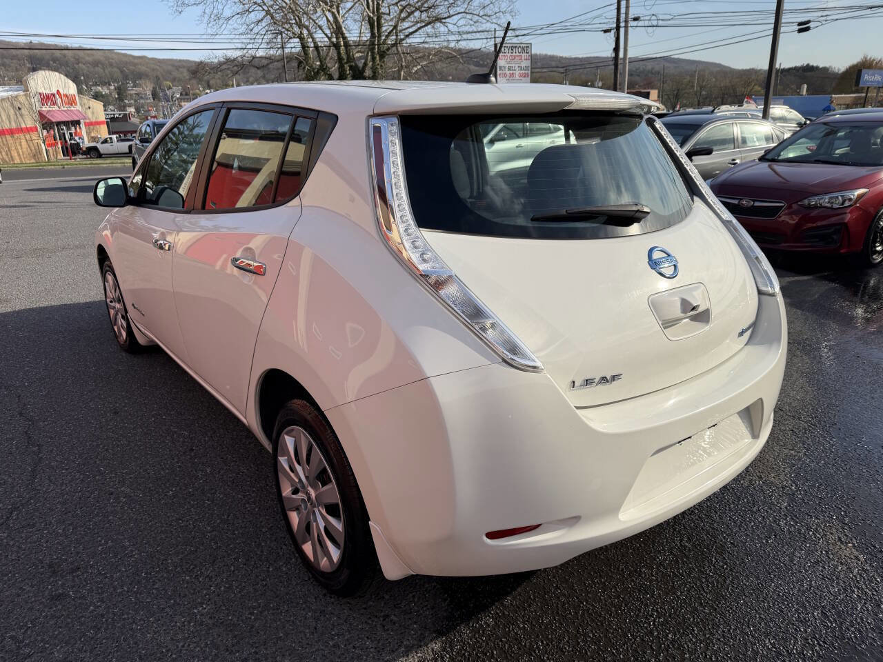 Used 2015 Nissan Leaf S w/ Charge Package image 4