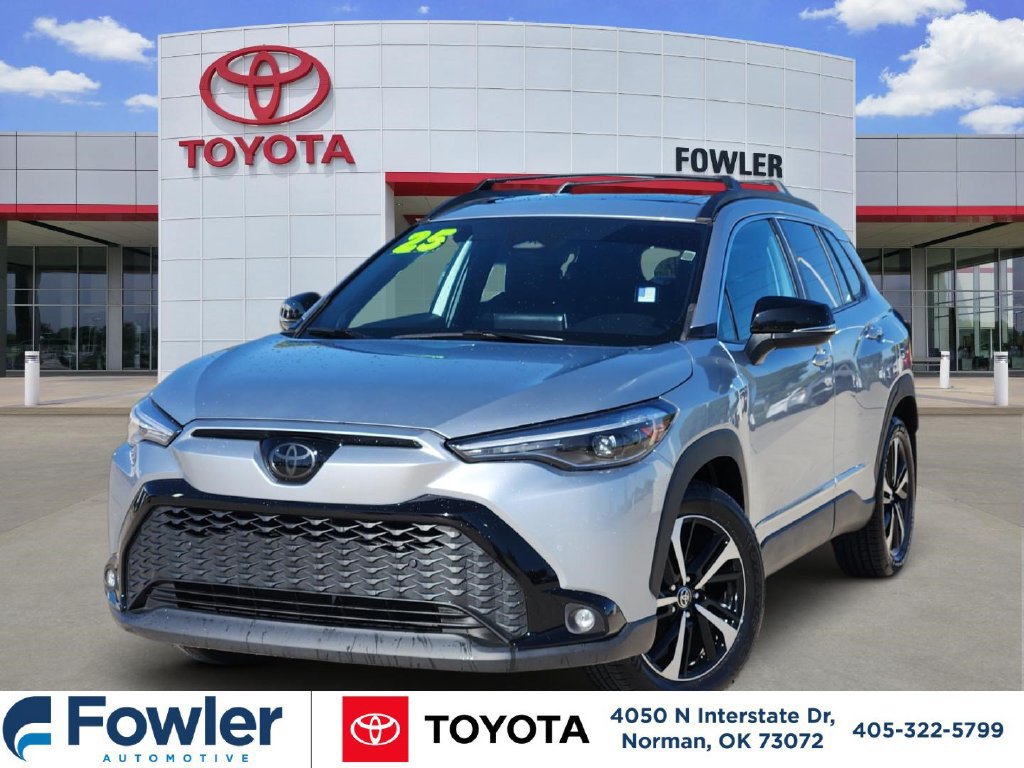 Used 2025 Toyota Corolla Cross AWD Hybrid w/ Convenience Package