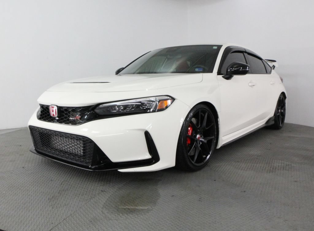 Used 2025 Honda Civic Type R image 4