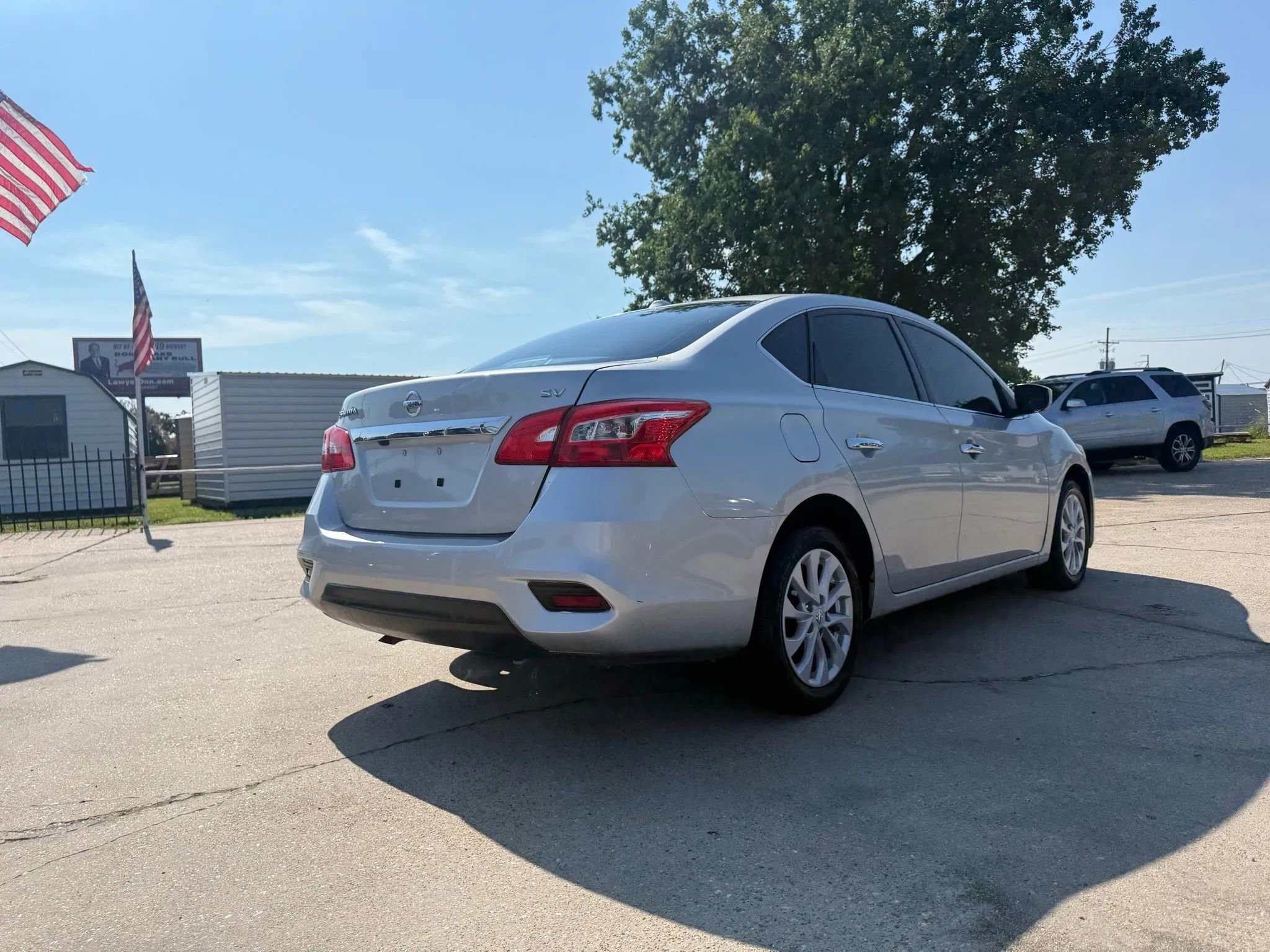 Used 2019 Nissan Sentra SV image 5