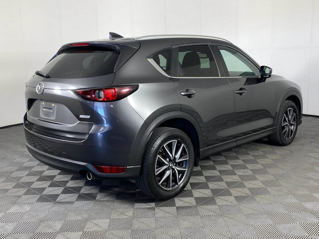 Used 2018 MAZDA CX-5 Touring w/ Preferred Equipment Package AWD/4WD image 5