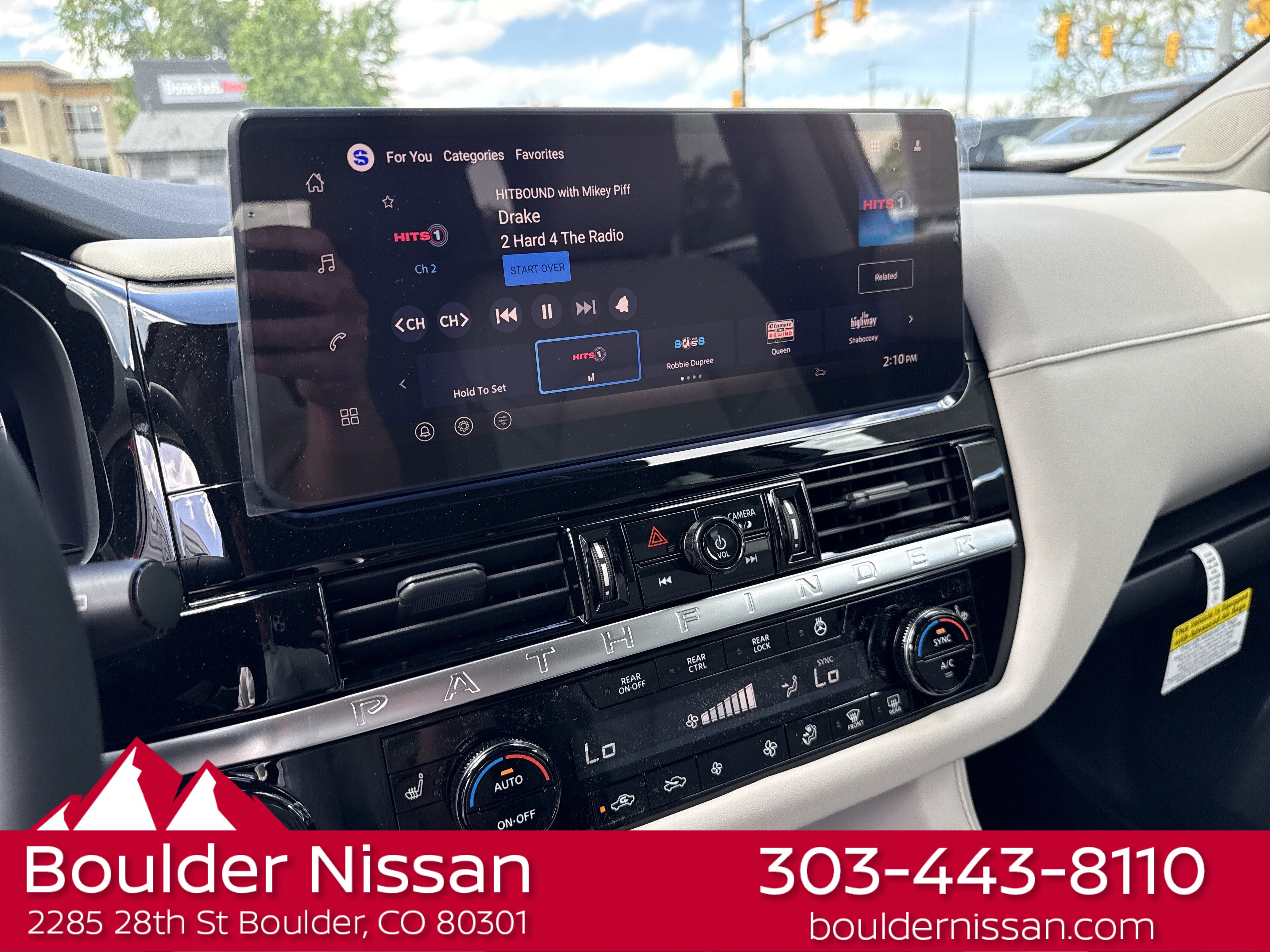 New 2026 Nissan Pathfinder SL w/ SL Premium Package AWD/4WD image 22