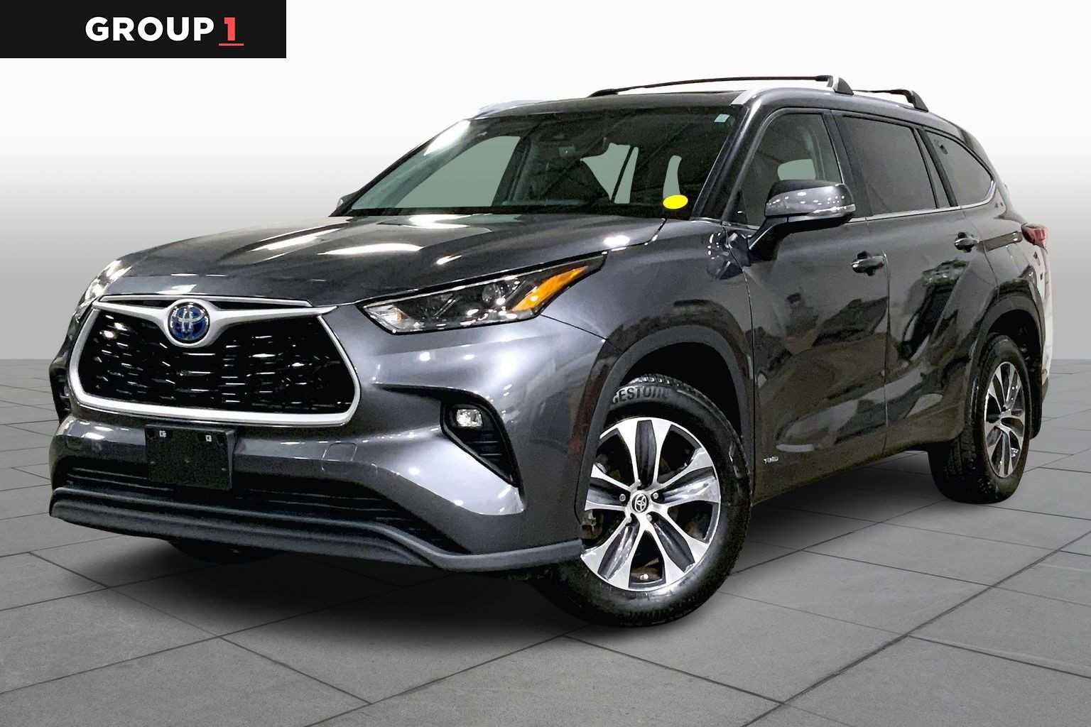 Used 2023 Toyota Highlander XLE image 1