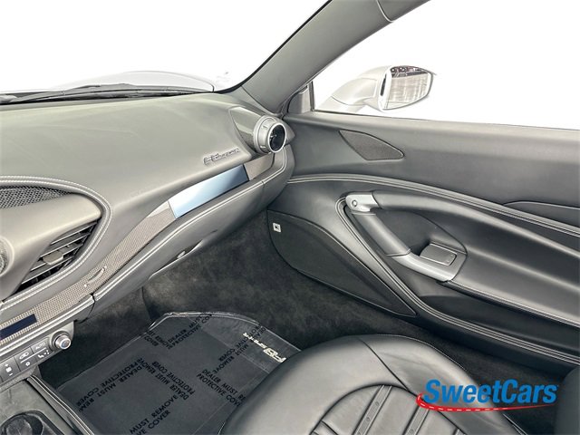 Used 2021 Ferrari F8 Tributo image 36
