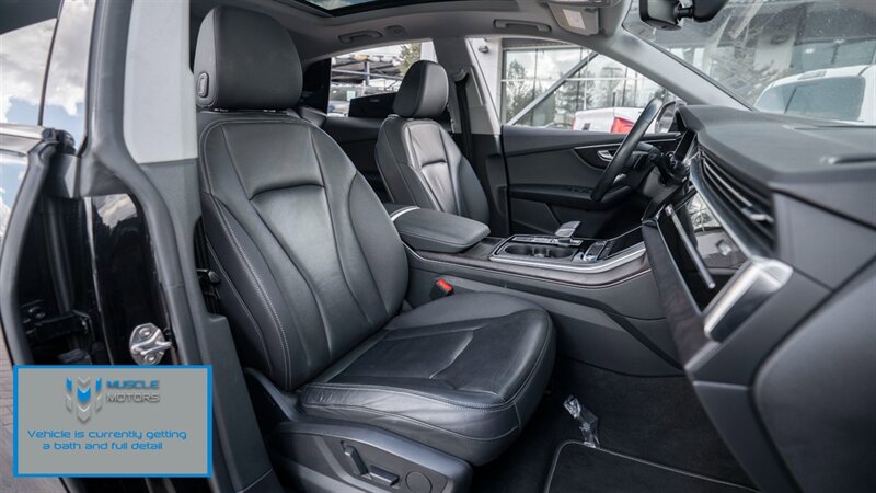 Used 2021 Audi Q8 Premium w/ Black Optic Package AWD/4WD image 12