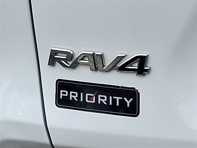 Used 2024 Toyota RAV4 LE image 30