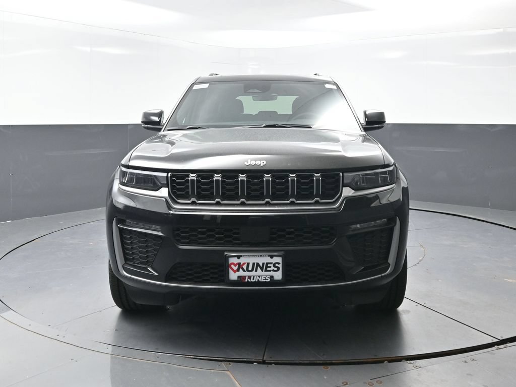 New 2027 Jeep Grand Cherokee Limited AWD/4WD image 4