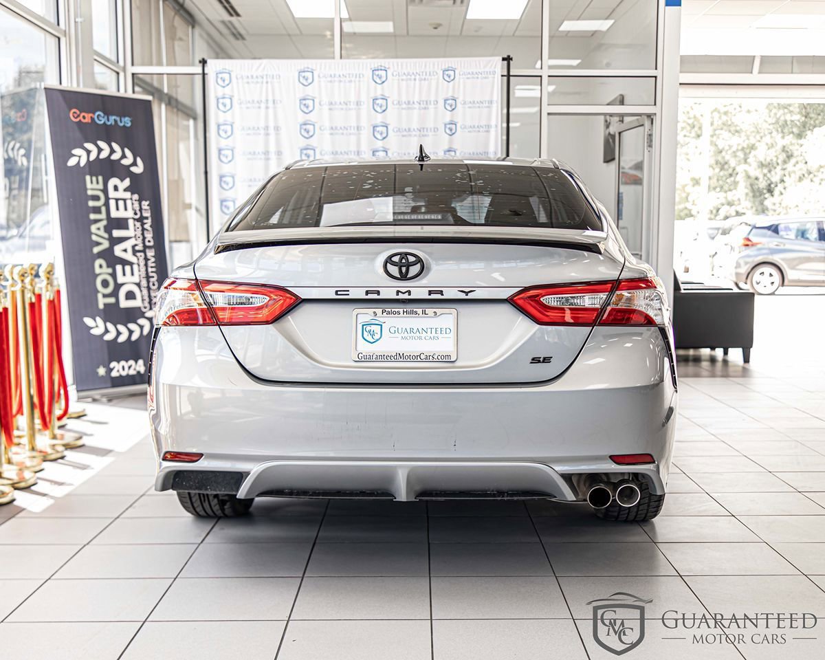 Used 2020 Toyota Camry SE FWD image 13