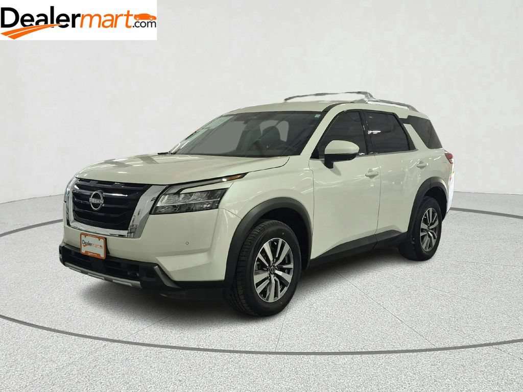 Used 2023 Nissan Pathfinder SL