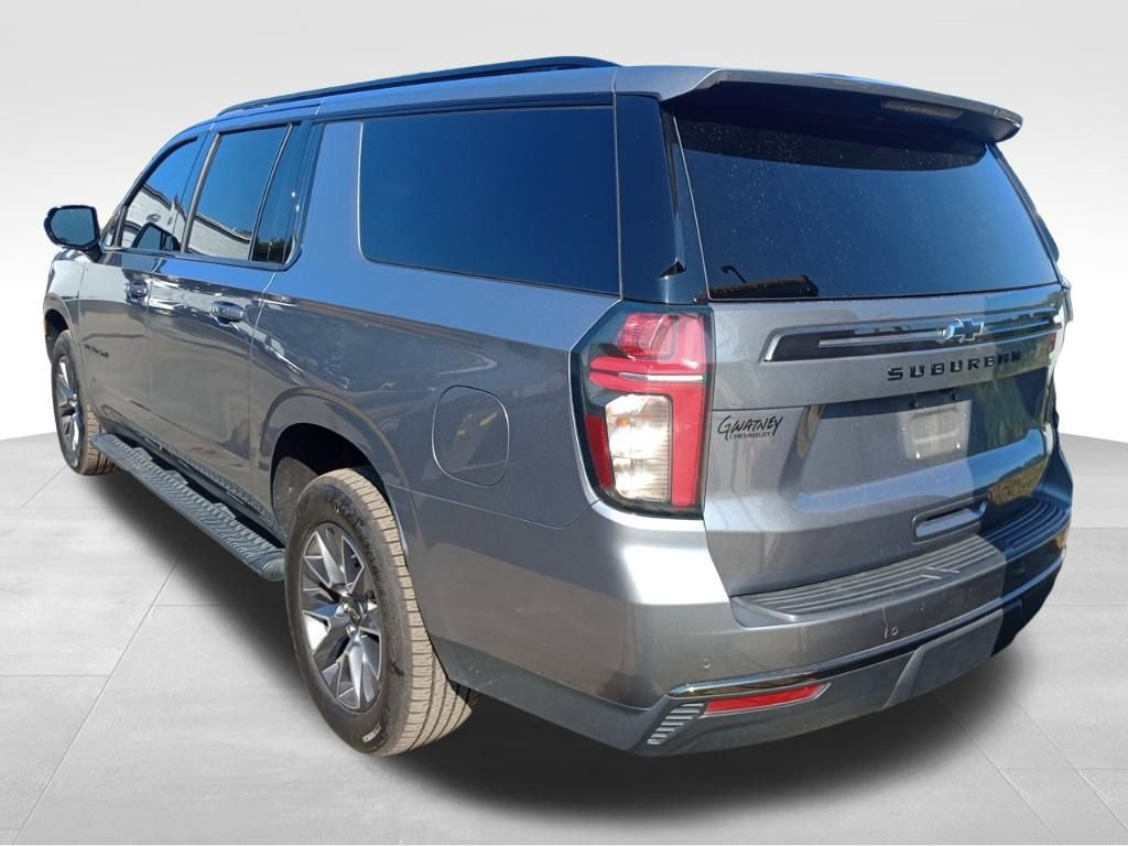Used 2022 Chevrolet Suburban Z71 image 7