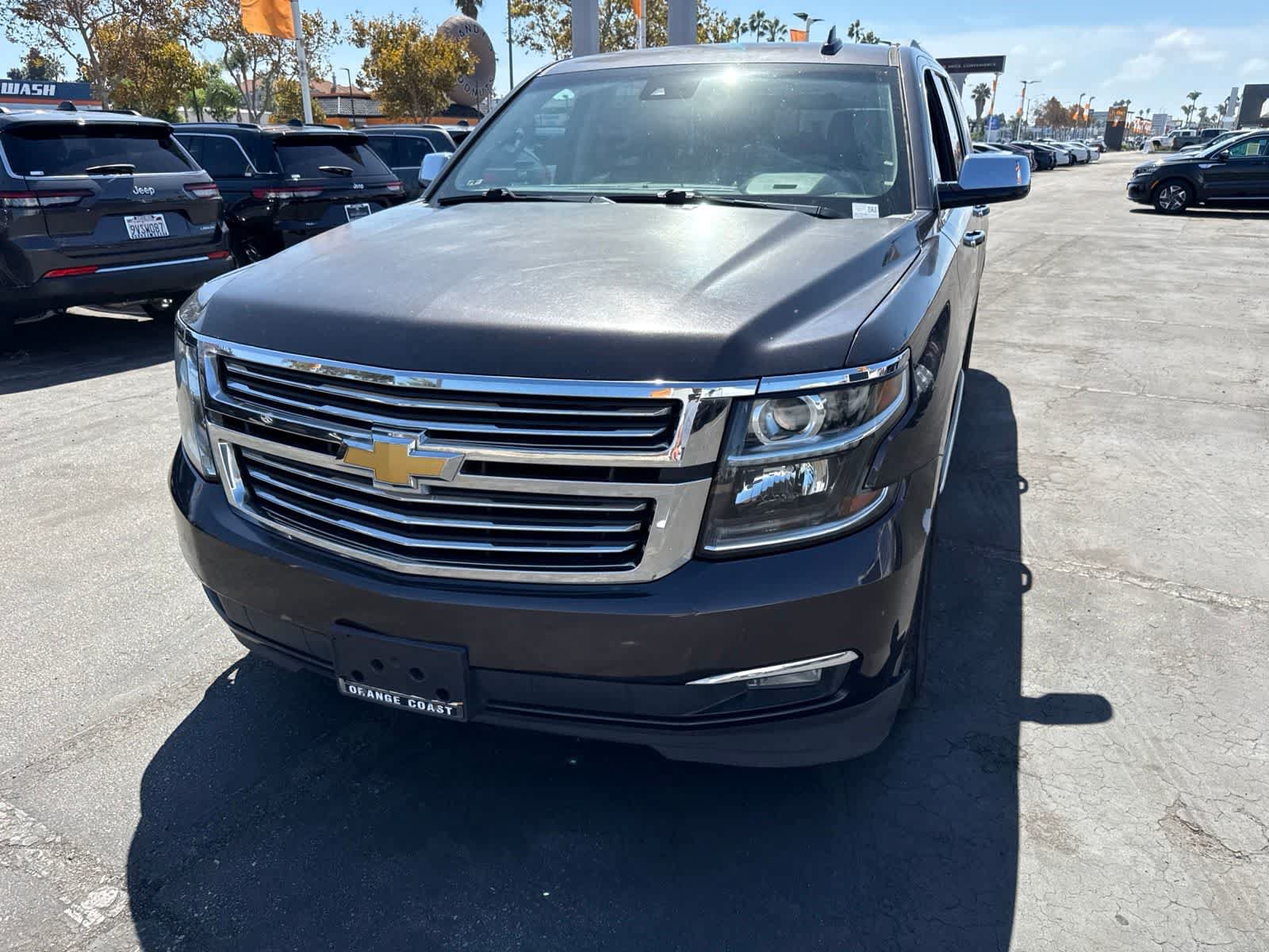 Used 2017 Chevrolet Suburban Premier RWD image 2
