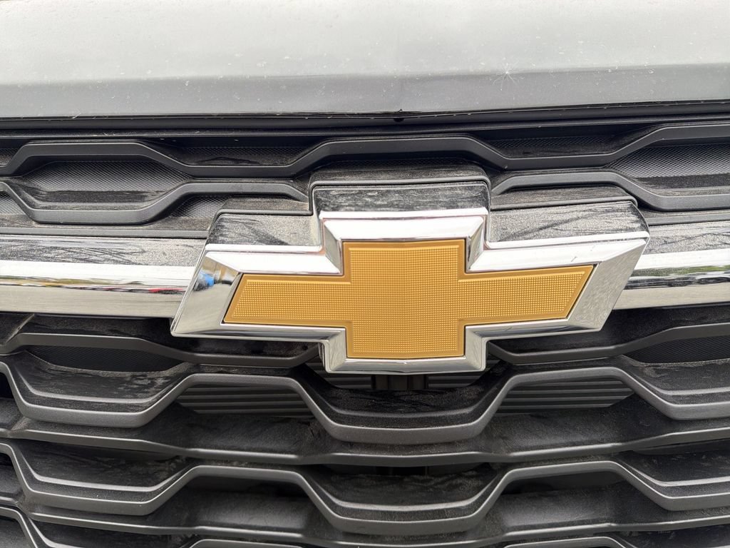 New 2026 Chevrolet Trax LS w/ LS Convenience Package FWD image 30