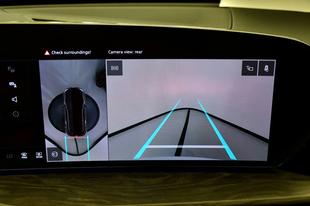 Used 2025 Audi Q5 Premium w/ Convenience Package image 25