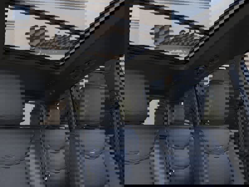 New 2025 Cadillac XT6 Luxury image 24