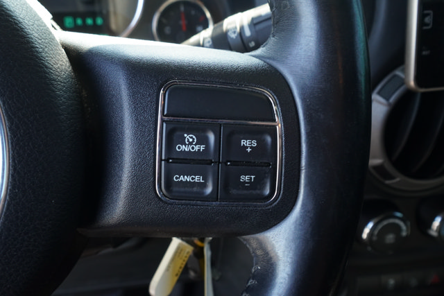 Used 2015 Jeep Wrangler Sport AWD/4WD image 12