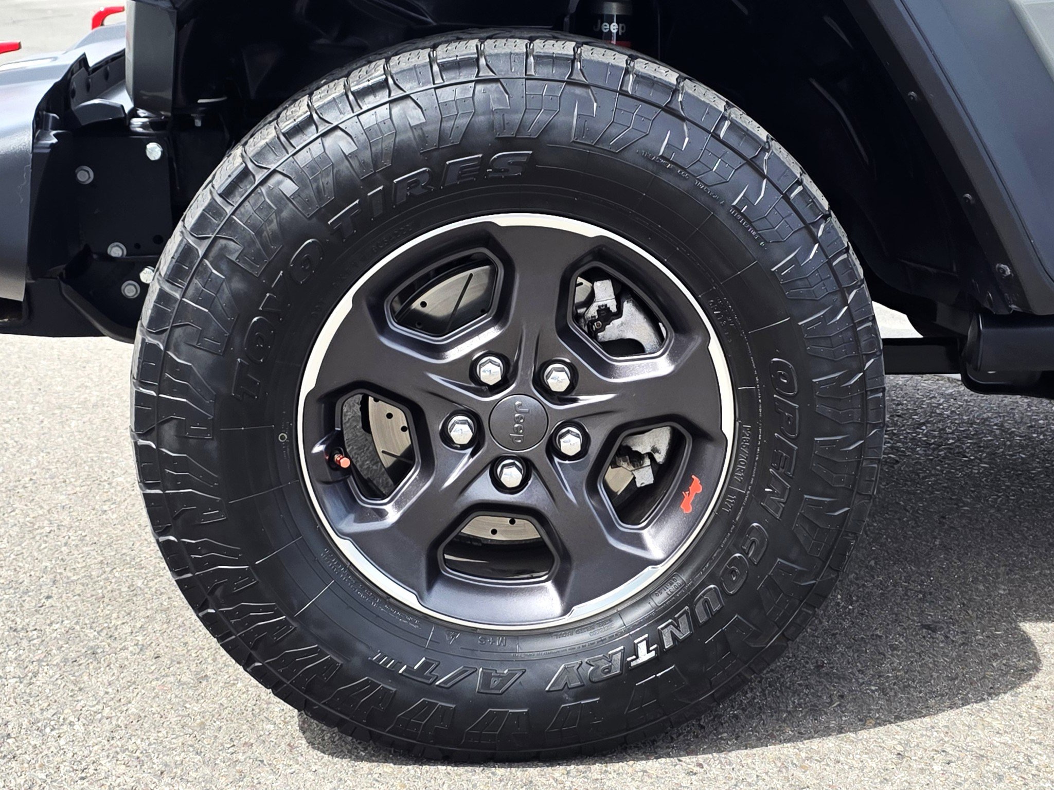 Certified 2021 Jeep Gladiator Rubicon AWD/4WD image 9