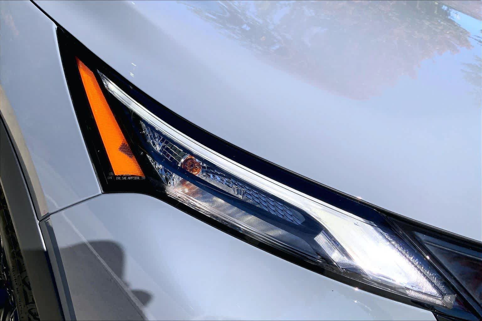 Used 2026 Nissan Rogue SV AWD/4WD image 26