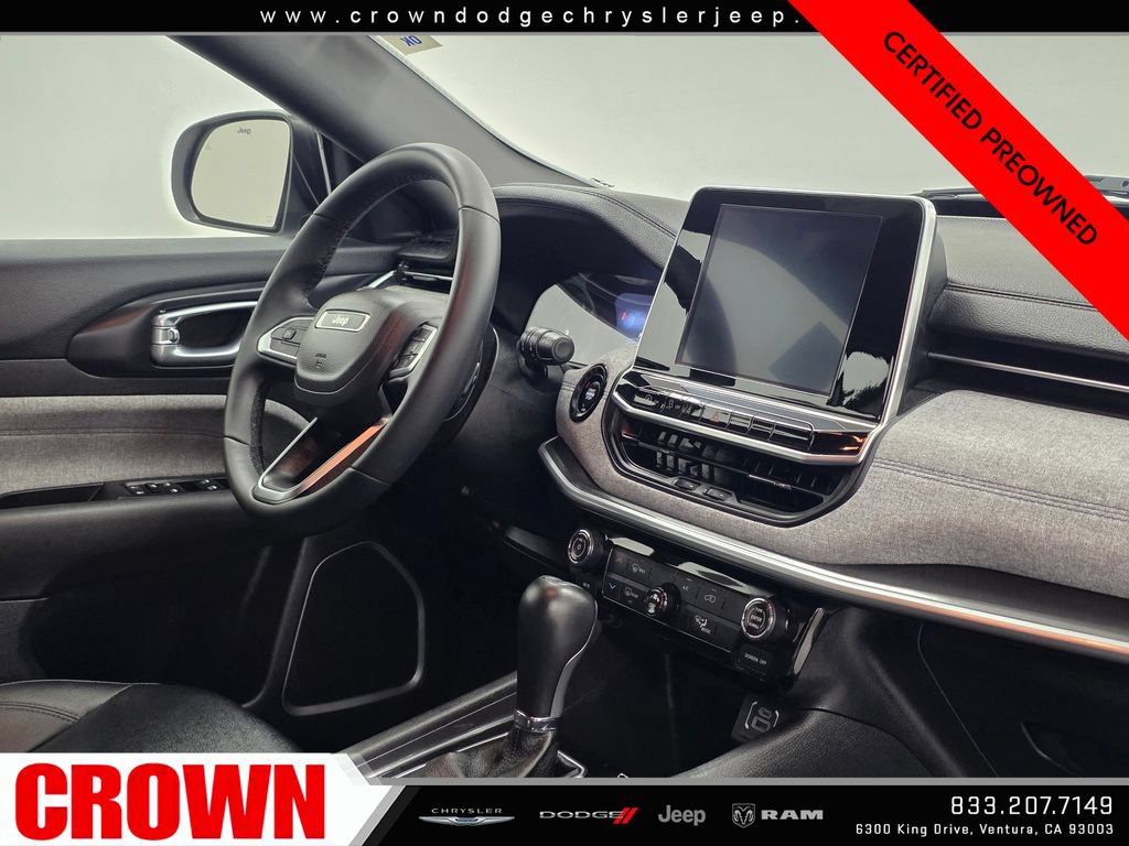 Certified 2025 Jeep Compass Latitude AWD/4WD image 10