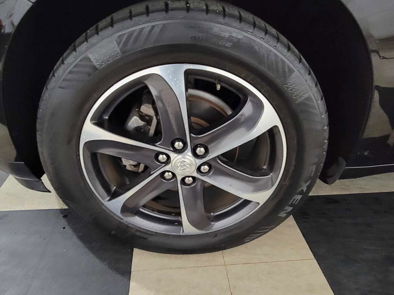 Used 2020 Buick Enclave Essence w/ Sport Touring Edition image 46