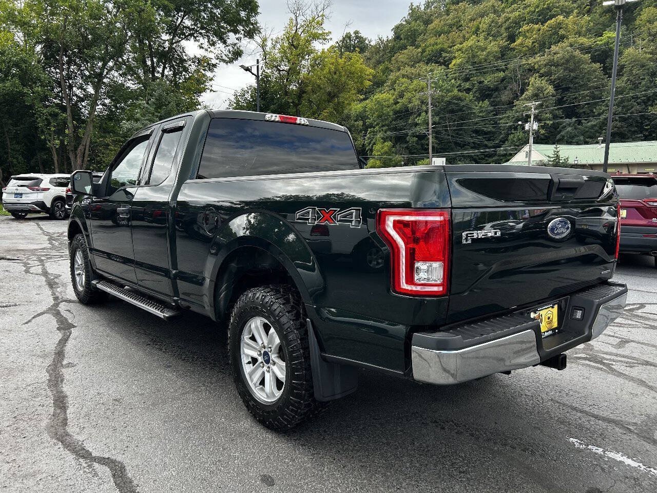 Used 2015 Ford F150 XLT w/ Equipment Group 301A Mid AWD/4WD image 7