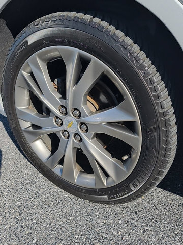 Used 2019 Chevrolet Blazer Premier w/ Sun and Wheels Package AWD/4WD image 9