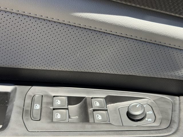 Used 2024 Volkswagen Atlas Peak Edition SEL AWD/4WD image 21