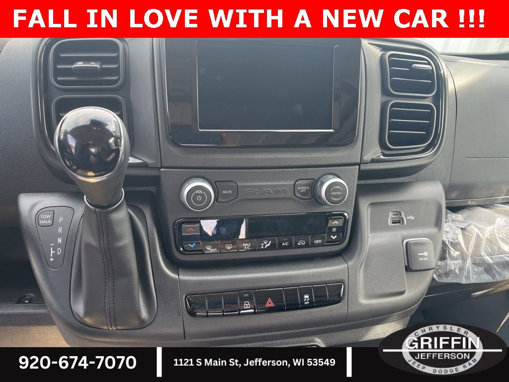 Used 2024 RAM ProMaster 2500 image 10