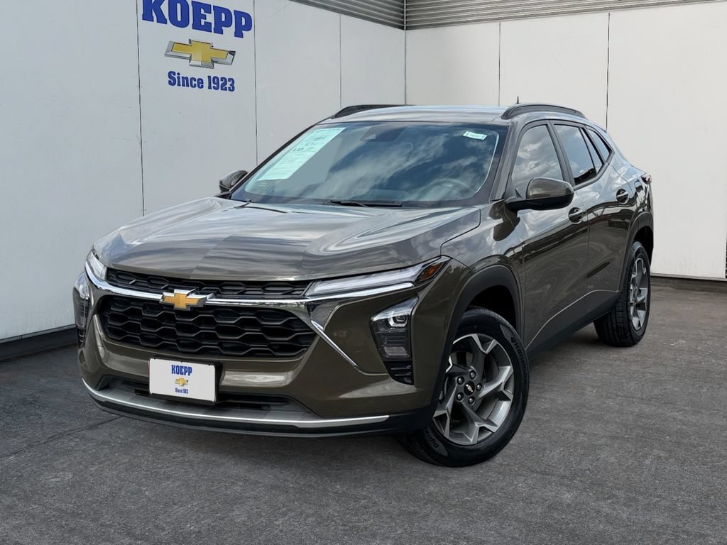 Used 2024 Chevrolet Trax LT w/ Driver Confidence Package FWD video 1