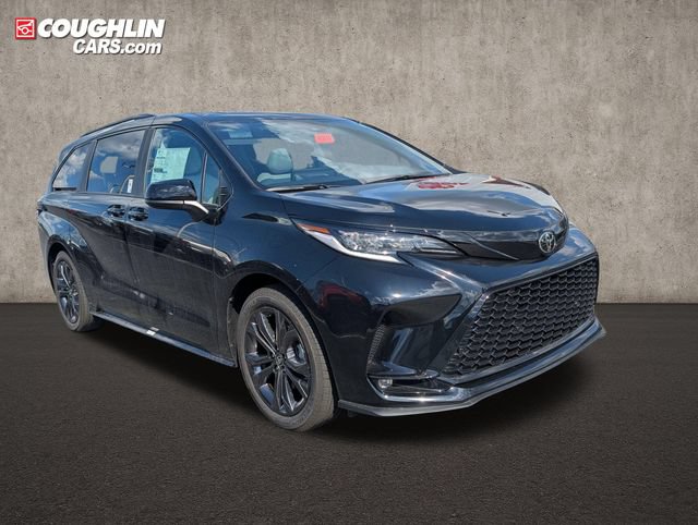 New 2026 Toyota Sienna XSE