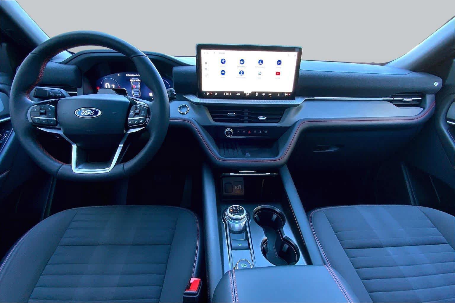 Used 2025 Ford Explorer ST-Line w/ Premium Package AWD/4WD image 16