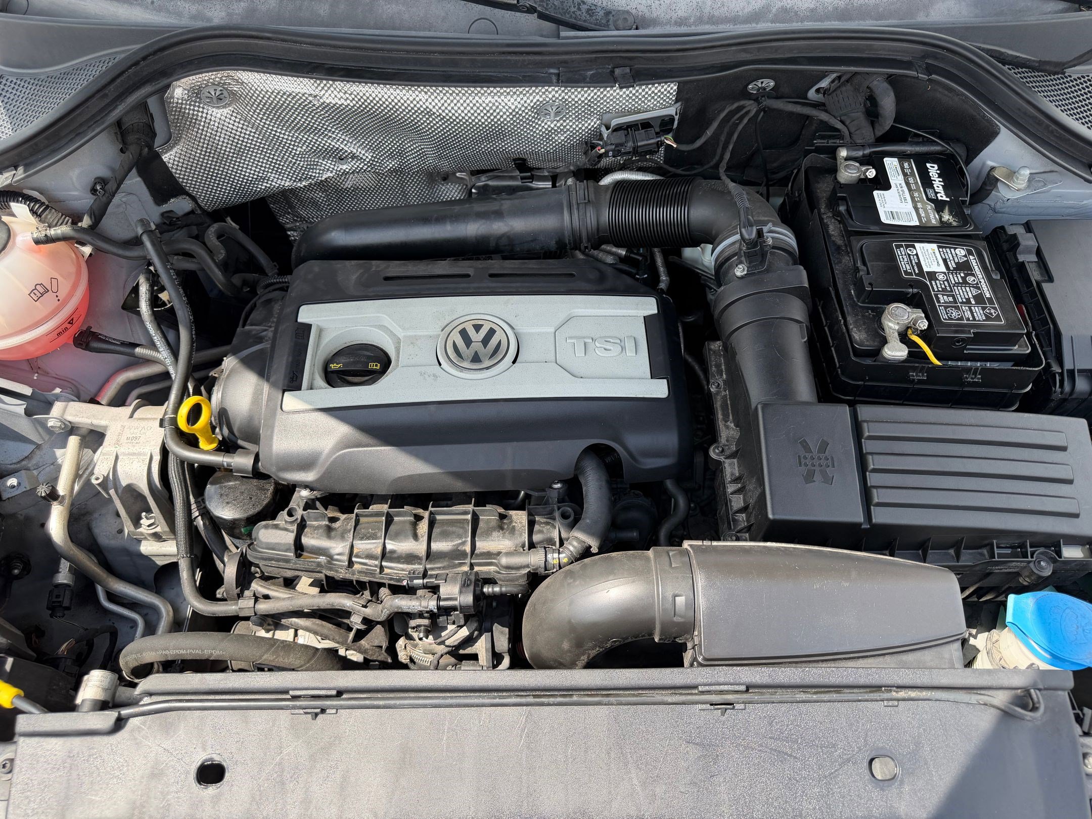 Used 2014 Volkswagen Tiguan SE FWD image 35