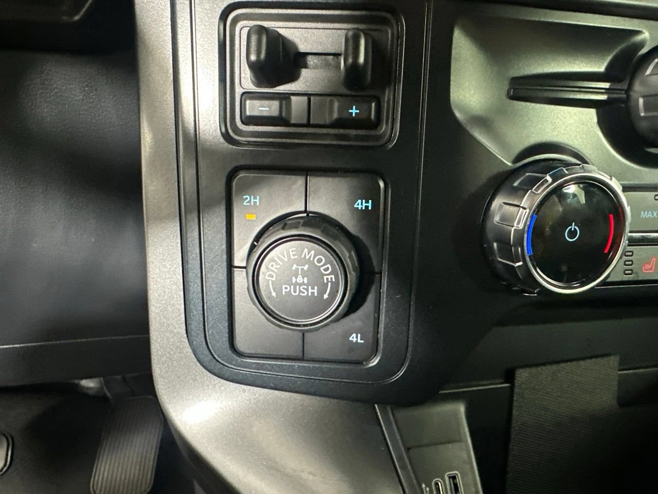 Used 2025 Ford F150 Tremor w/ Tow/Haul Package AWD/4WD image 24