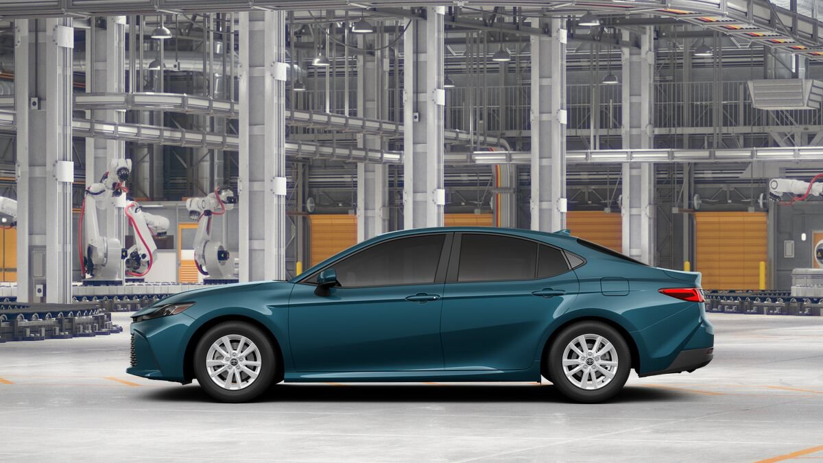 New 2026 Toyota Camry LE AWD/4WD image 4
