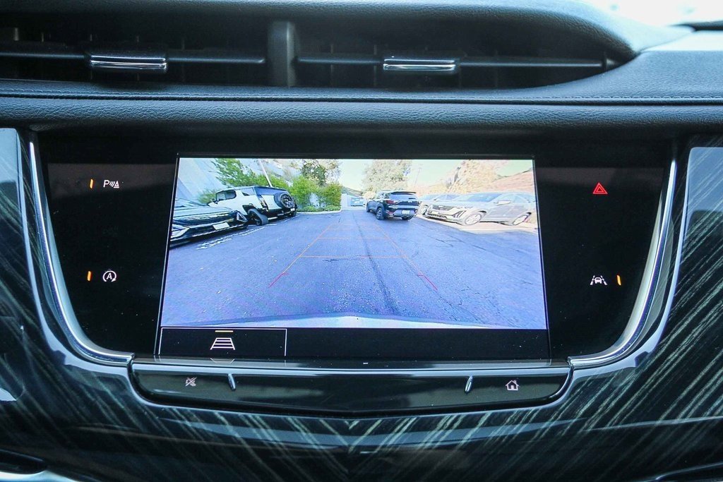Certified 2023 Cadillac XT6 Premium Luxury image 24