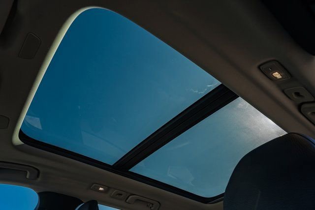 Used 2023 Volvo XC60 B5 Plus w/ Protection Package Premier image 31